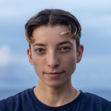 Mae Lubetkin headshot