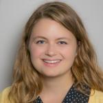 Lindsey Jones headshot
