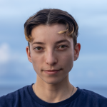 Mae Lubetkin headshot