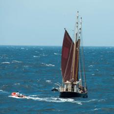 Nautilus Crew Approaches Ailing Sailboat