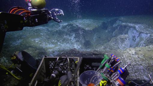 methane seep bubbles at Cascadia Margin