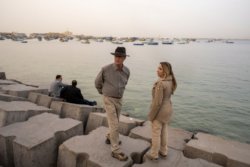 Robert Ballard and Kathleen Martinez looking for Cleopatra's tomb