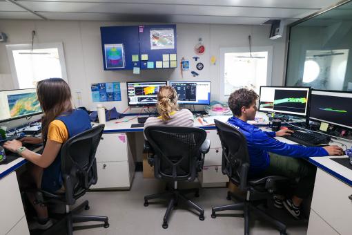 The data lab on E/V Nautilus